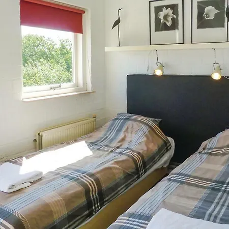 Two-bedroom In Ferienhaus